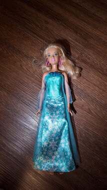 Blonde Ice Queen / Princess Fashion Doll – 11.5" Used